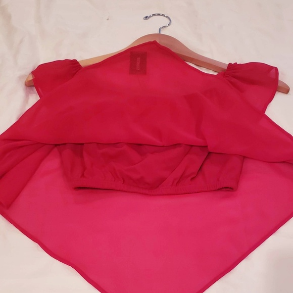 NWT : Express Off The Shoulder Abbreviated Blouse - Picture 3 of 4